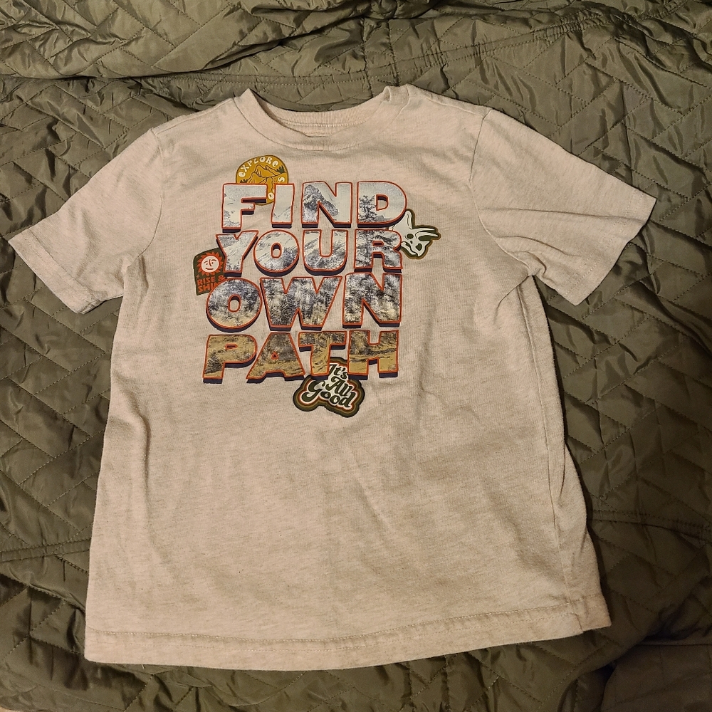 Garanimals Kids Size 6 Graphic Tee - Light Tan